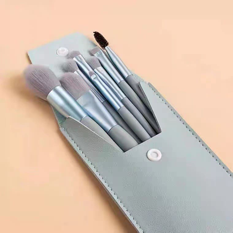 Mini set portabil 8 pensule de machiaj cu husa albastra, Flippy